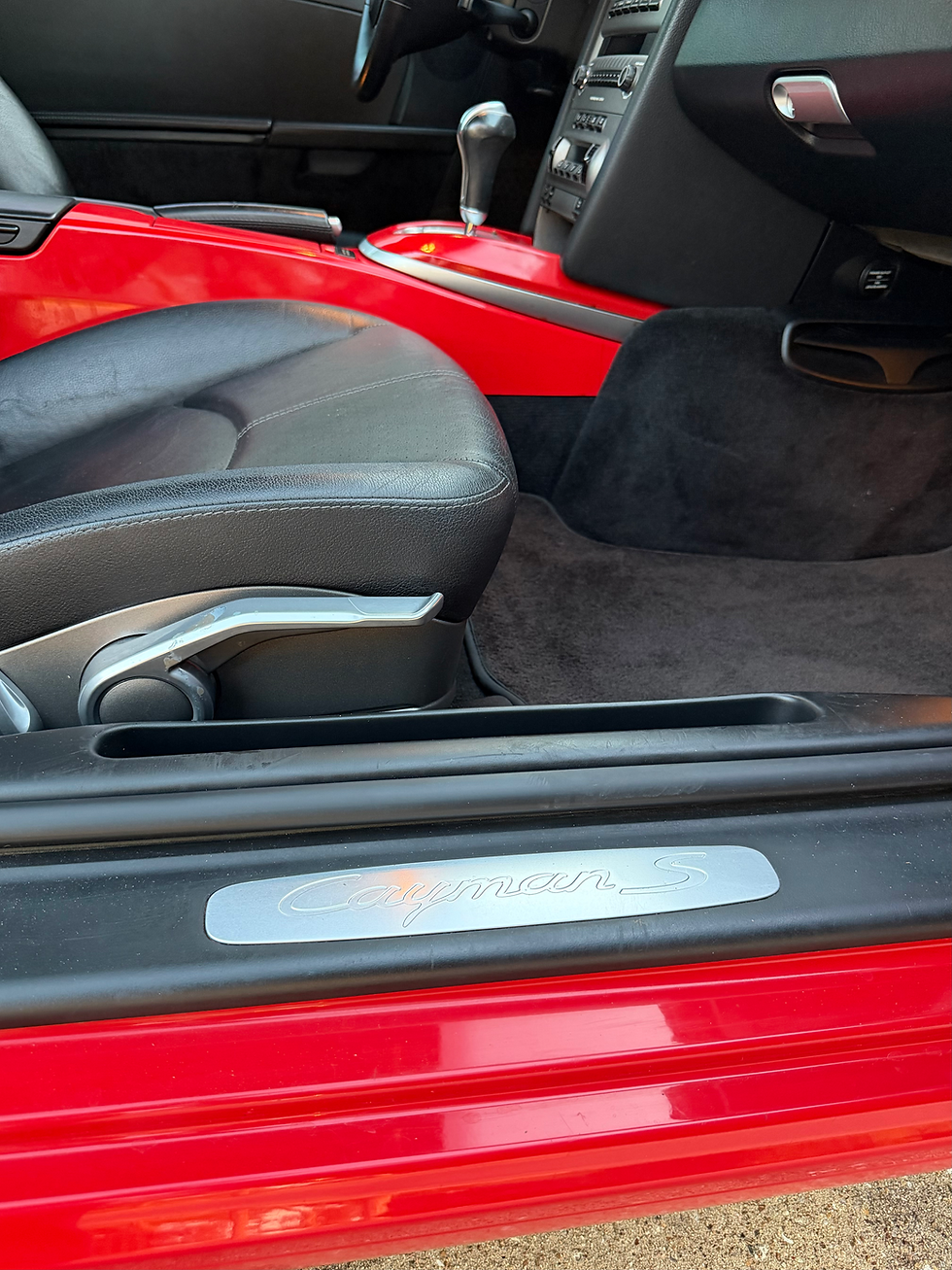 Thumbnail: PORSCHE CAYMAN S