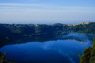 Lake to Lake Hike Close to Rome