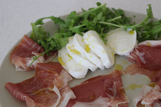 Proscuitto + Mozzarella + Arugula