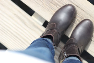 My Favorite Fall/Spring Travel Boots: Teva De La Vina