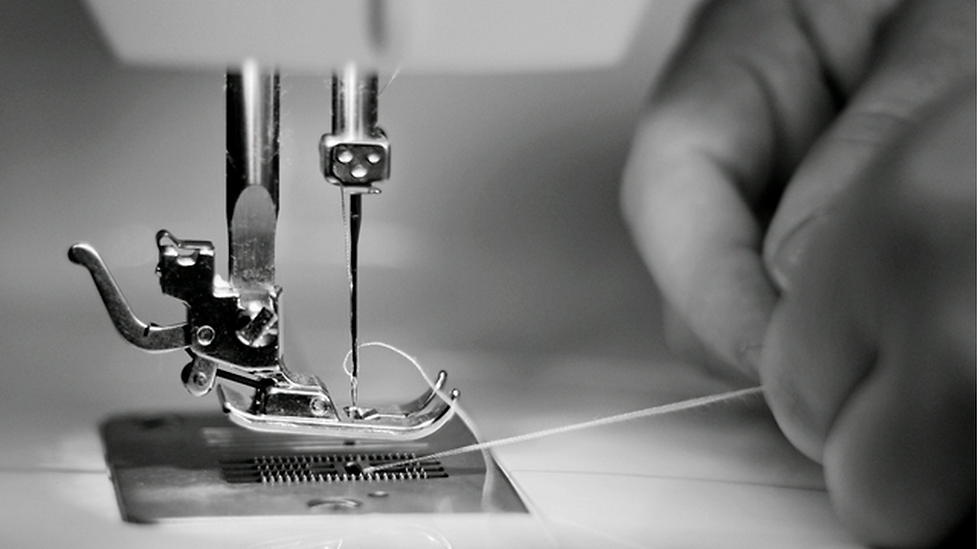 sewing hand.png