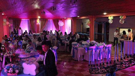 iluminacion LED decorativa, Alquiler de barras y pares led para decaracion de interiores y exteriores enfocados en fiestas y eventos de todo tipo LED decorativo