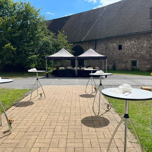 Kreatives Burgerbuffet von Exit Catering bei der Hochzeit in der Alten Abtei Marienmünster – ein kulinarisches Highlight.