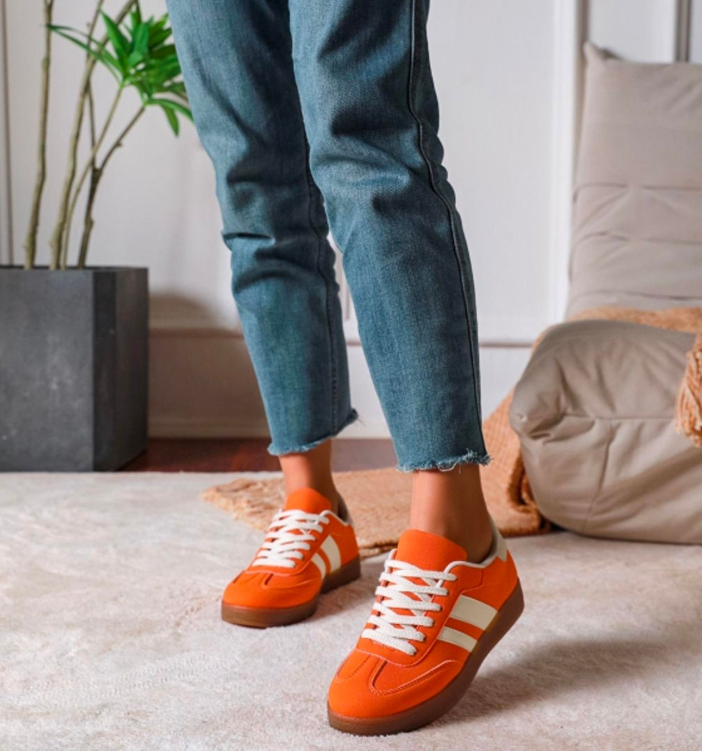 Trainers - Orange 