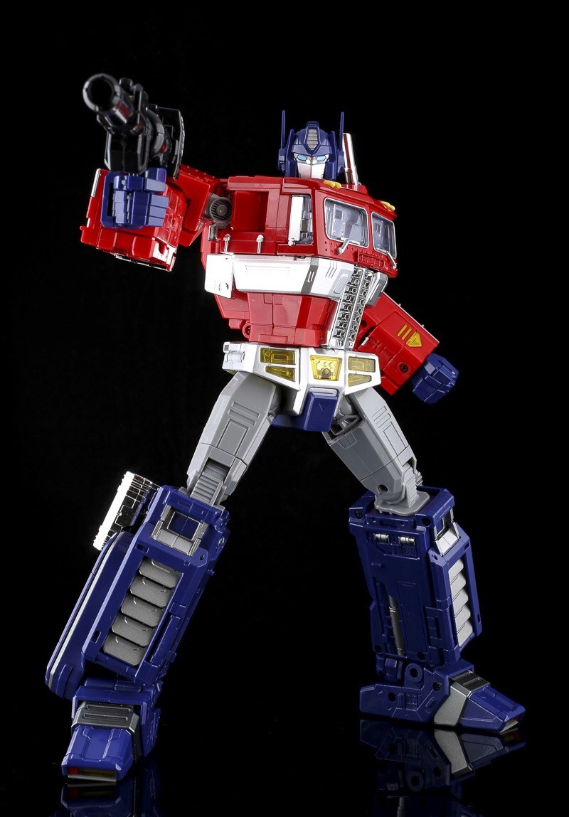 Weijiang MPP10 Oversized Optimus Prime (4th party oversized MP-10)