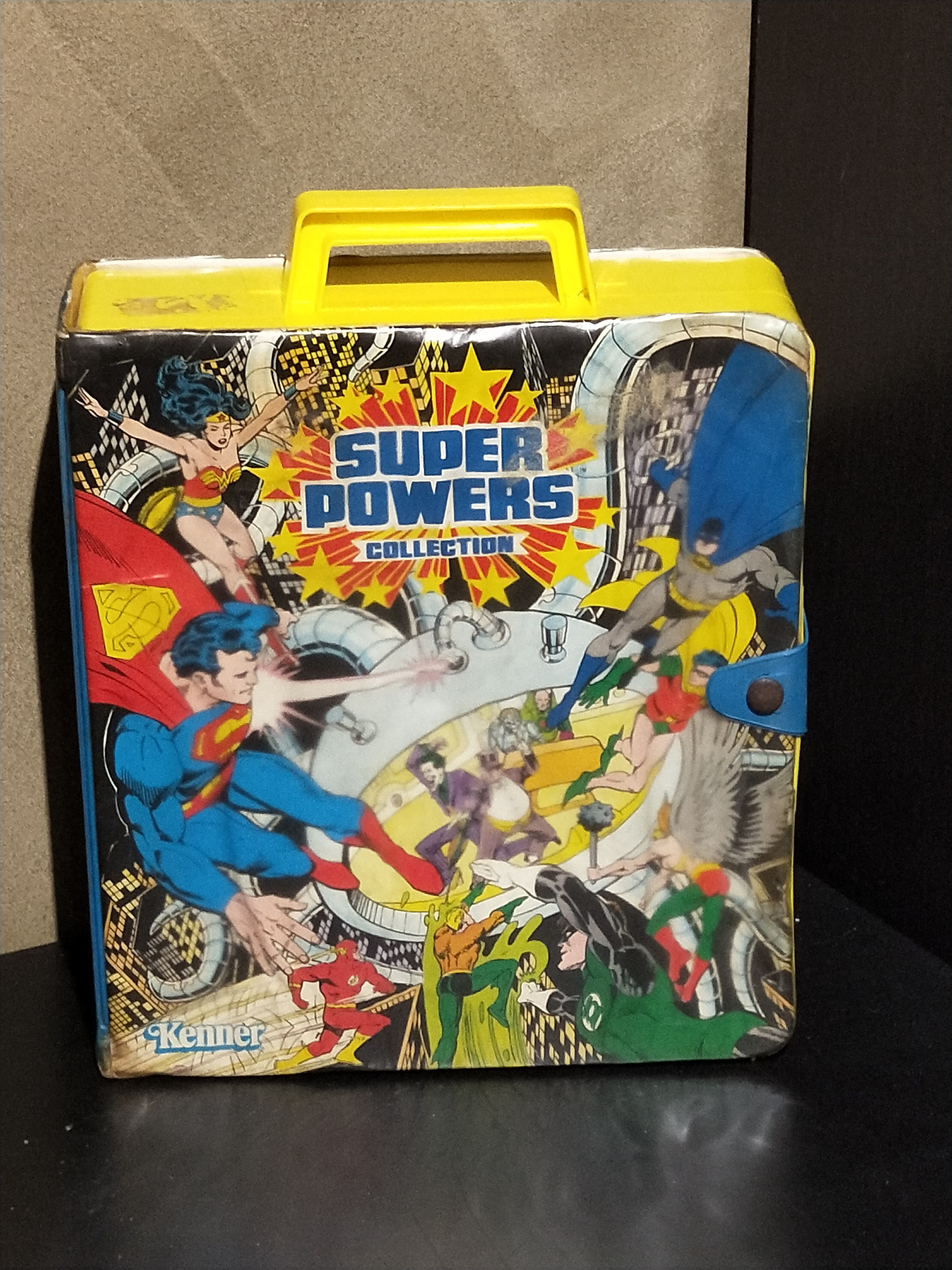 Kenner Super Powers collection action figure collector carry case 1984