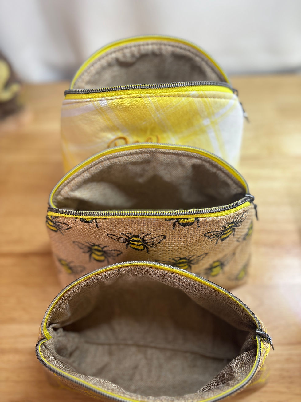 Thumbnail: Bee Kind & Organized