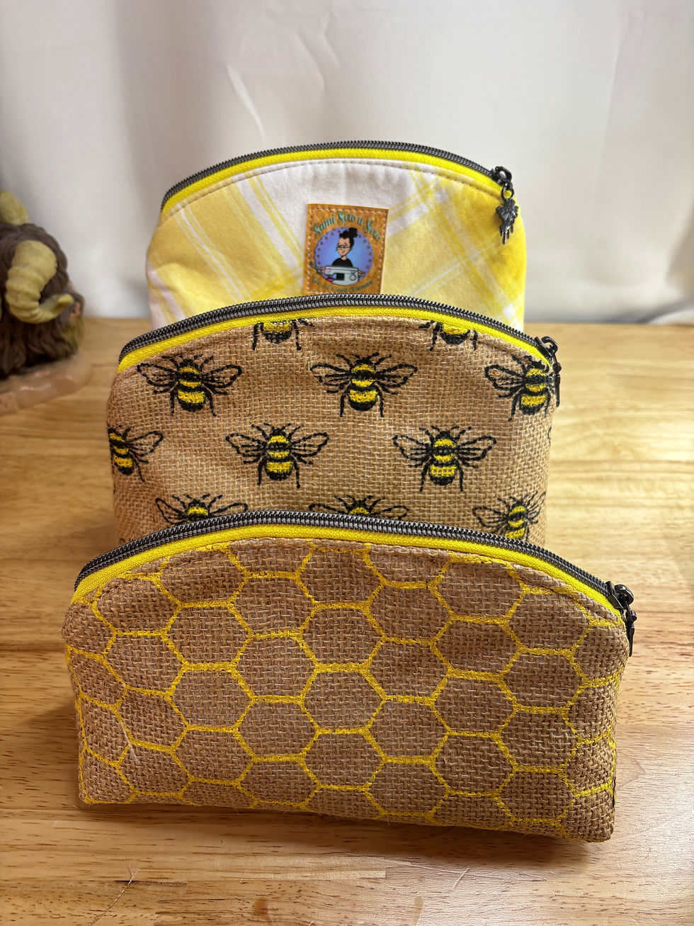 Thumbnail: Bee Kind & Organized