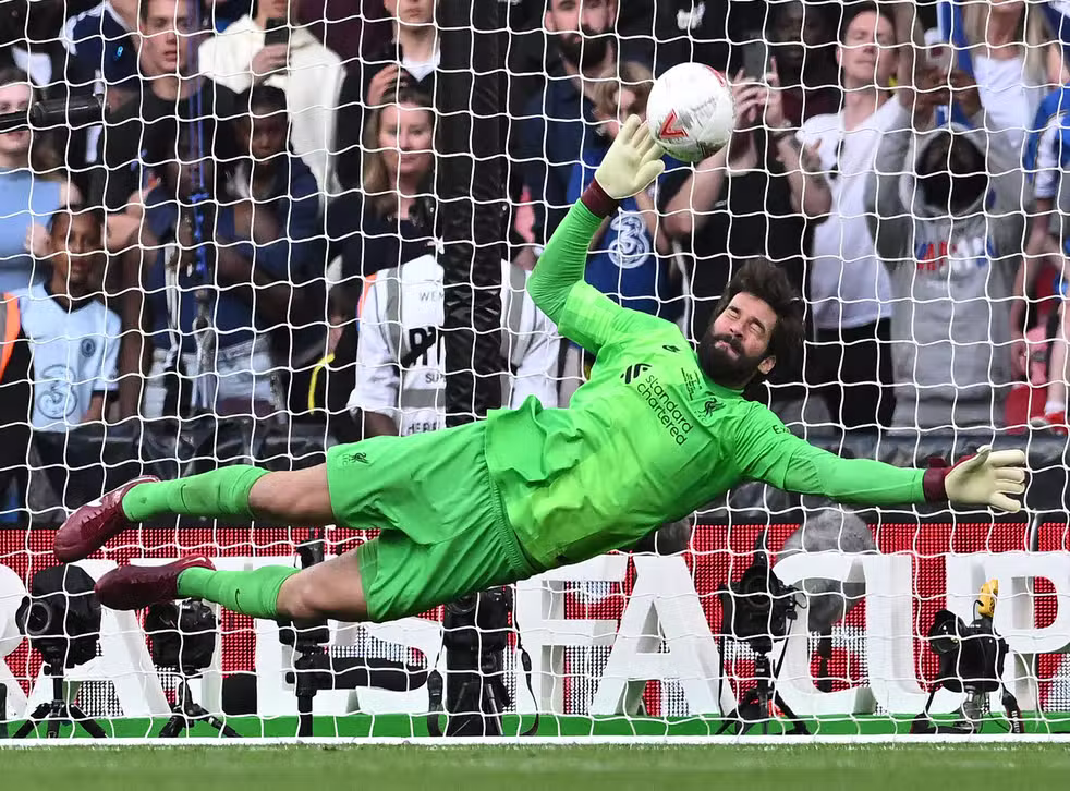 footballplayer.footballmamak.com/who-is-alisson-becker