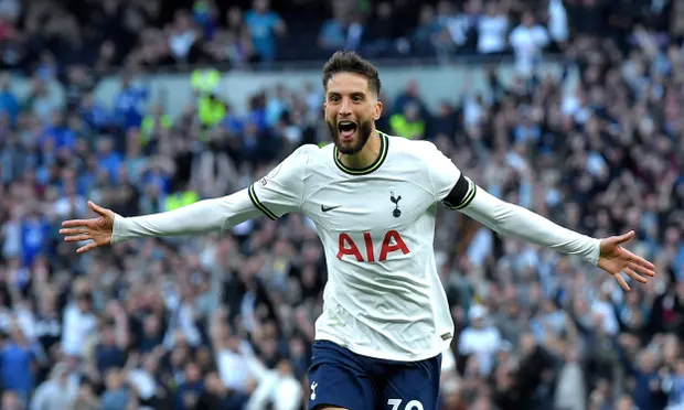 footballnews.footballmamak.com/son-s-rapid-treble-lifts-tottenham-and-exposes-leicester-s-fragility