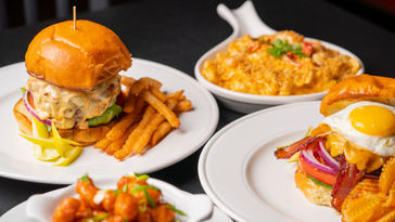 Jalapajack Burger w_dishes.jpeg