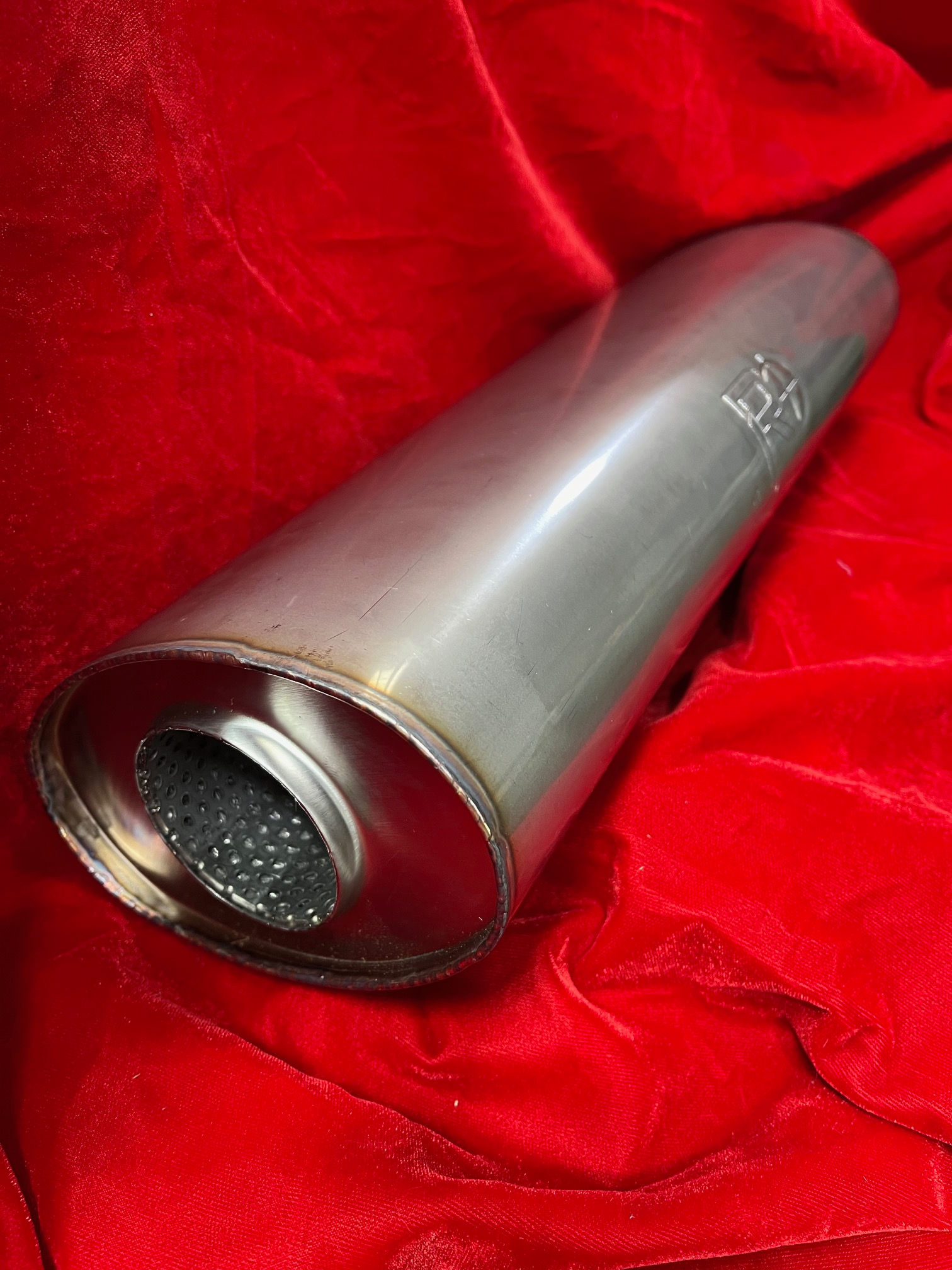 Oval 6 1/4"" x 3 1/2" Clubman Silencer