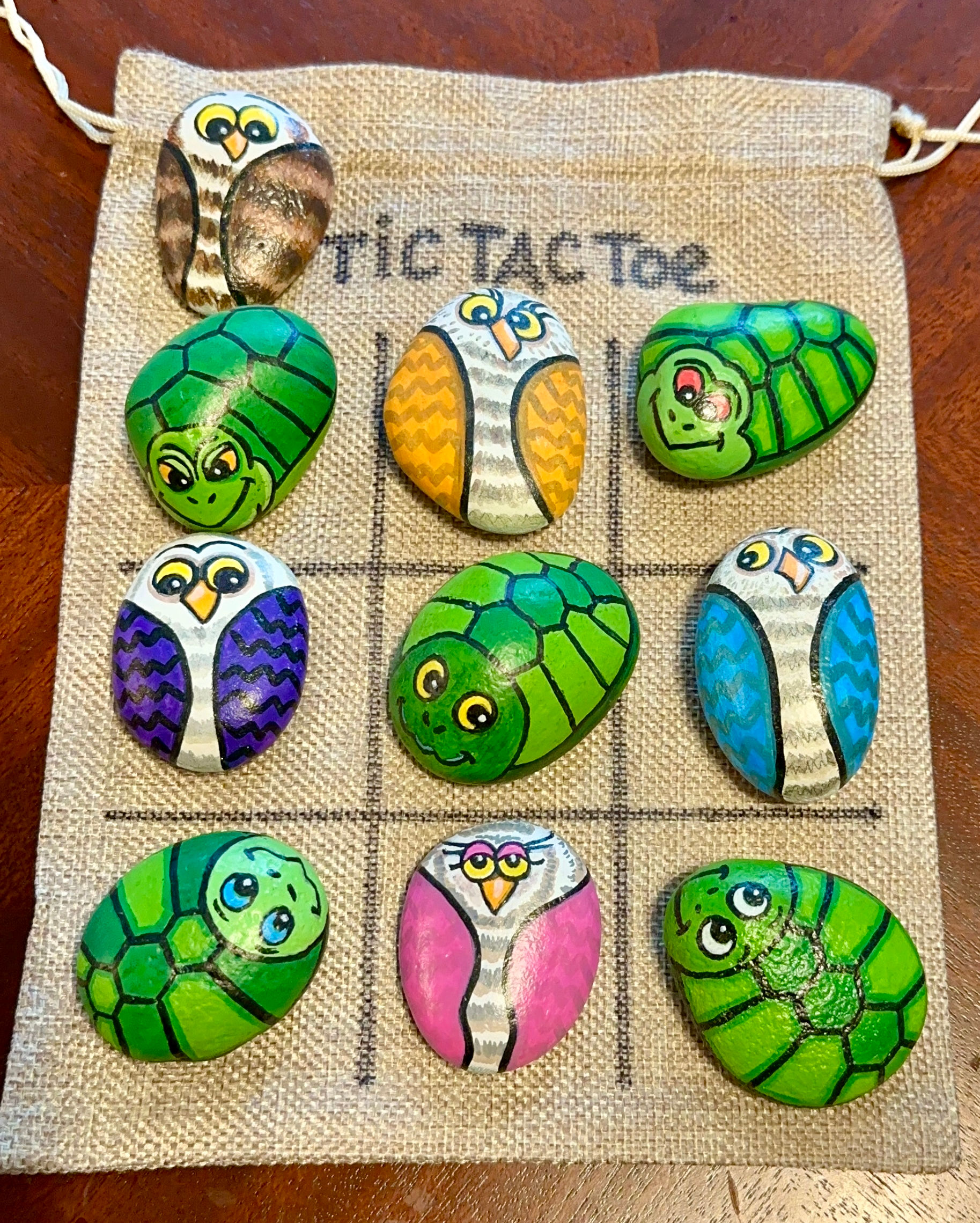 Forest Friends Showdown: Turtles vs Owls