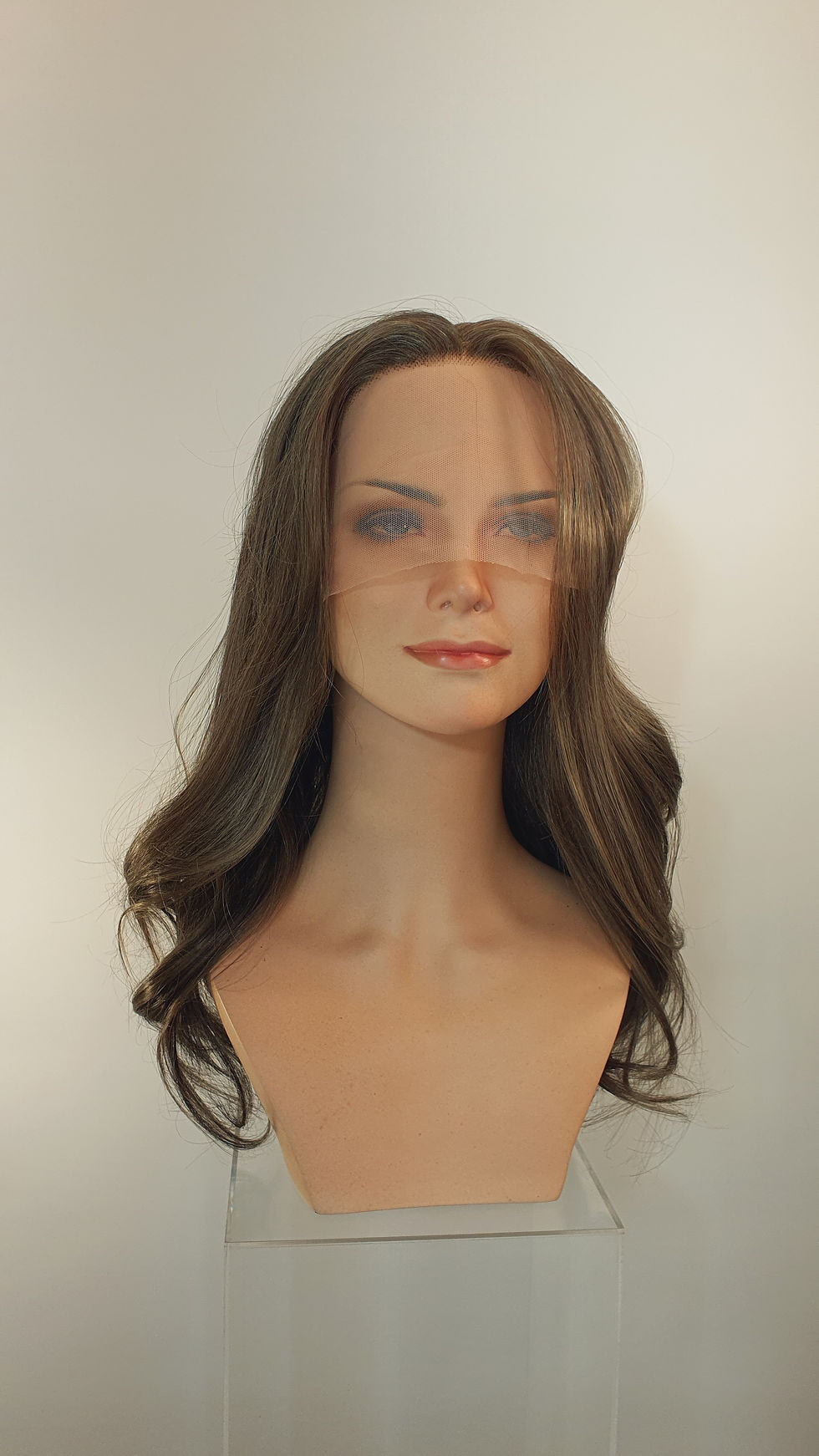 Thumbnail: Brown Grey 40cm lace front *