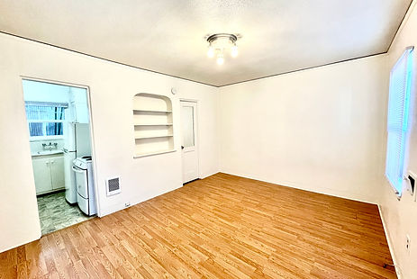 2890 Mill St 2020-1-RMLS-Reduced.jpg