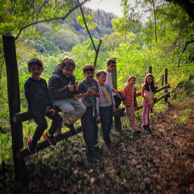Trilha no Acampamento de Aventura Pais & Filhos do Meu Guia Outdoor
