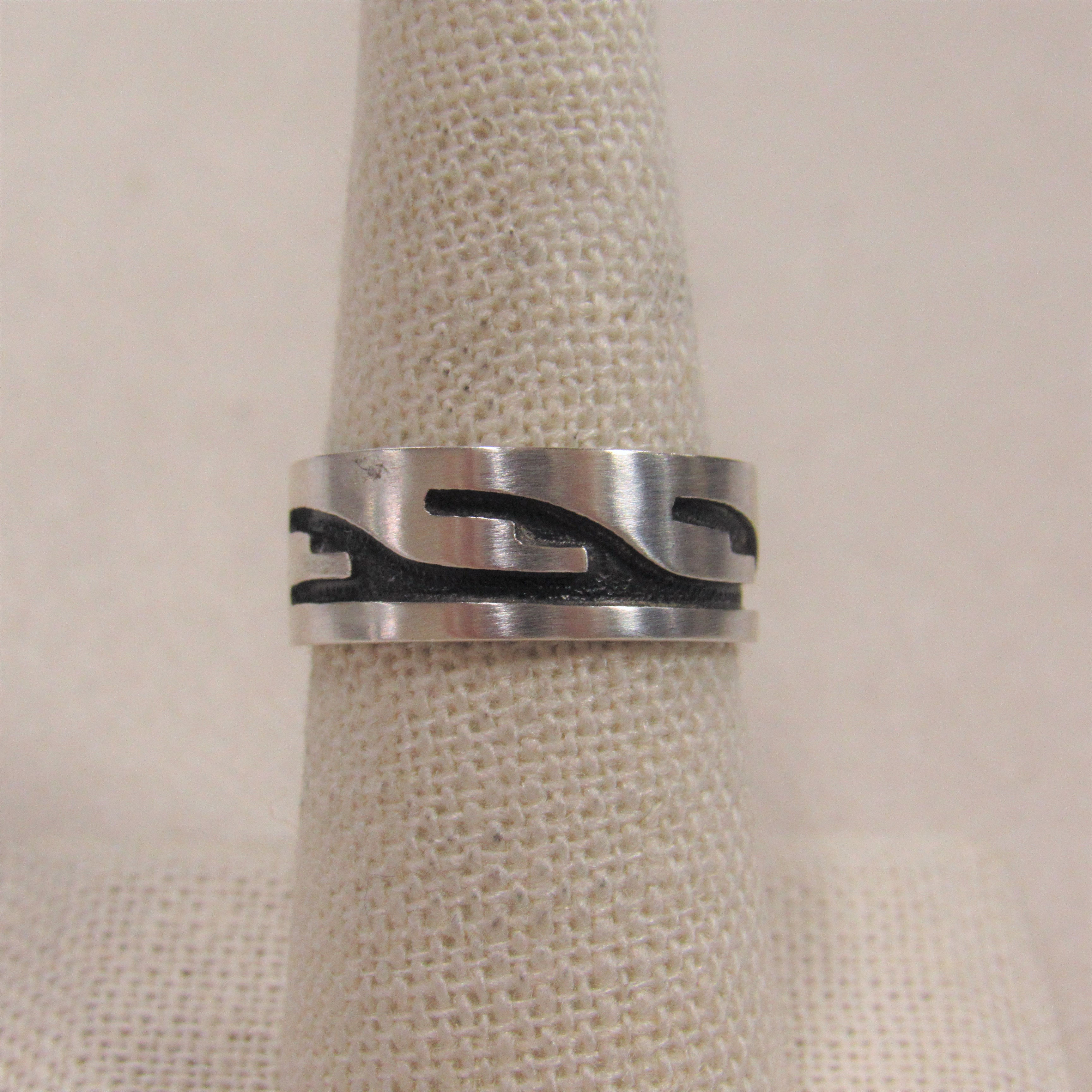 Southwest Sterling Silver Band Ring Size 8