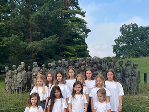 Opening of the art exhibition "Mum, I don't want war!" in Lidice
