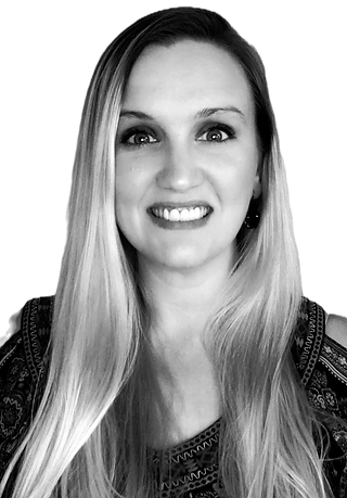 Marcia Questel Headshot_edited.png