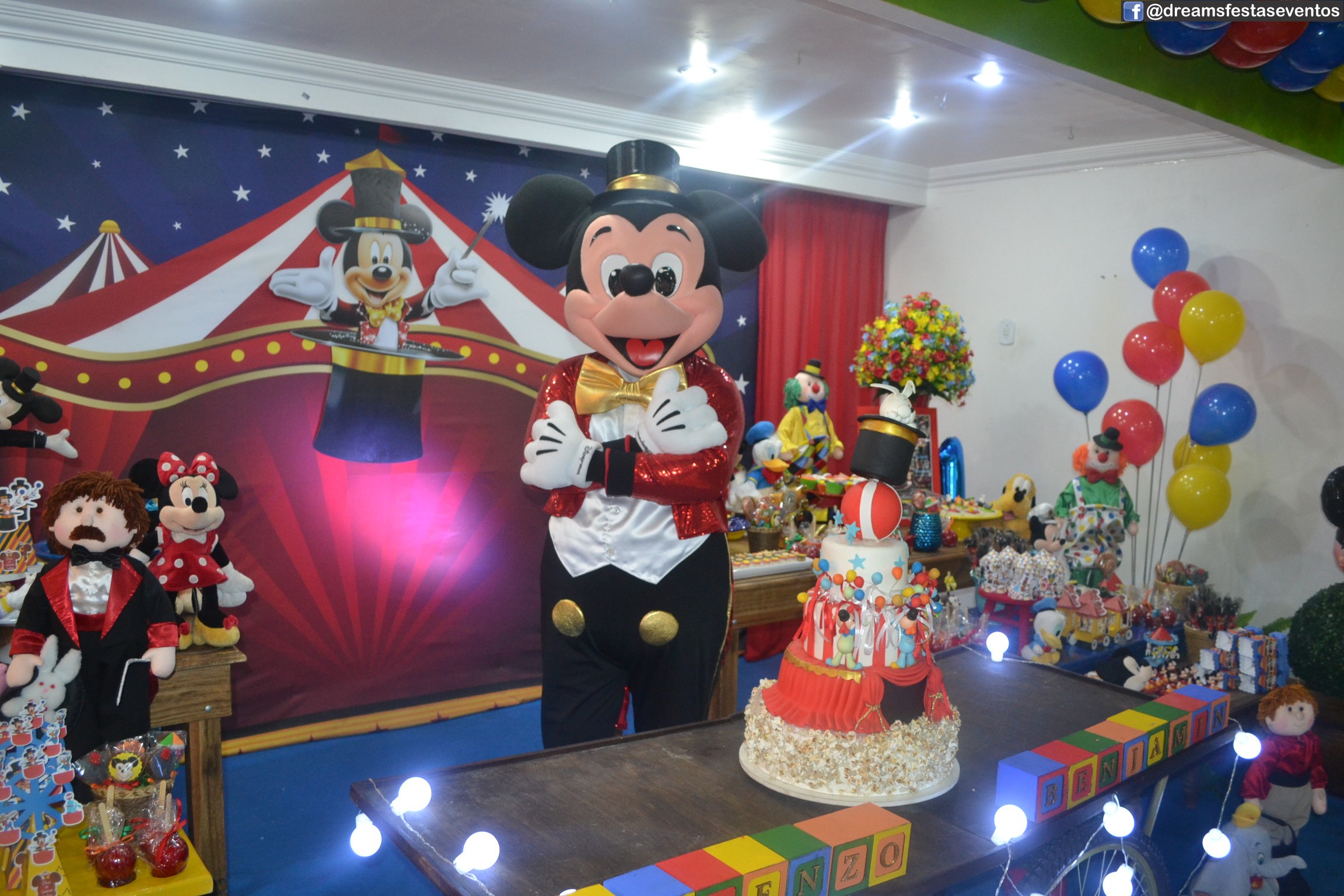 Mickey Mágico (Circo)