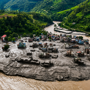 🇳🇵 28 Vizag Pilgrims Escape Nepal Flood Disaster
