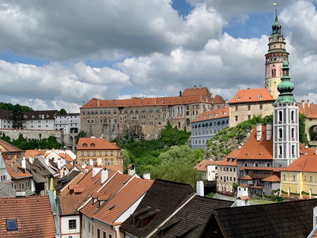 How to Plan a European Girls’ Trip When Everyone Wants a Different Holiday