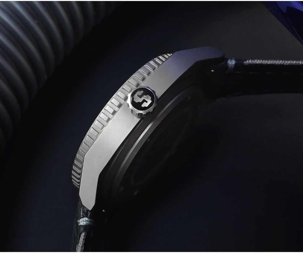 Thumbnail: San Martin Swiss Made Diver Mechanical Men Watch