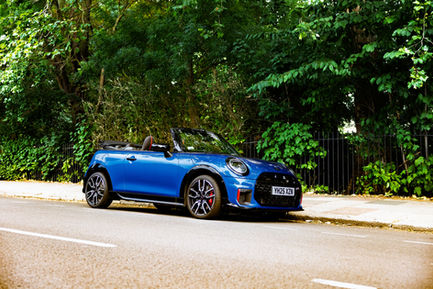 MINI_F67_JCW_Convertible_Icy_Sunshine_Blue_102