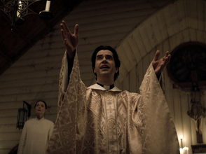 "A Missa da Meia-Noite": Um Terror Emocionante