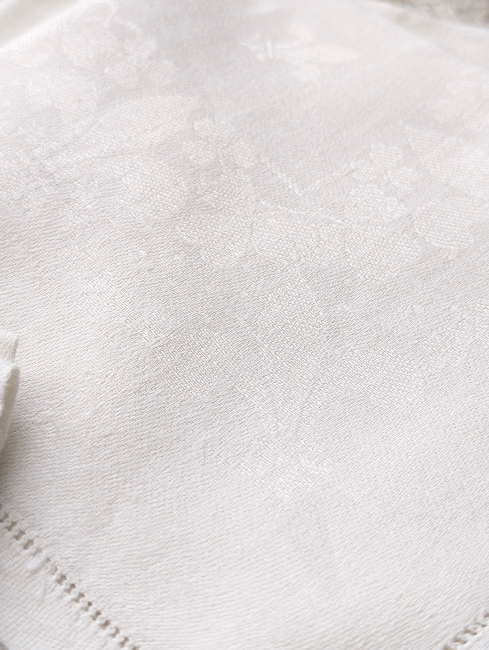 Thumbnail: Shamrocks Fleur di Lis Napkin Set Embroidery 12in Set of 4