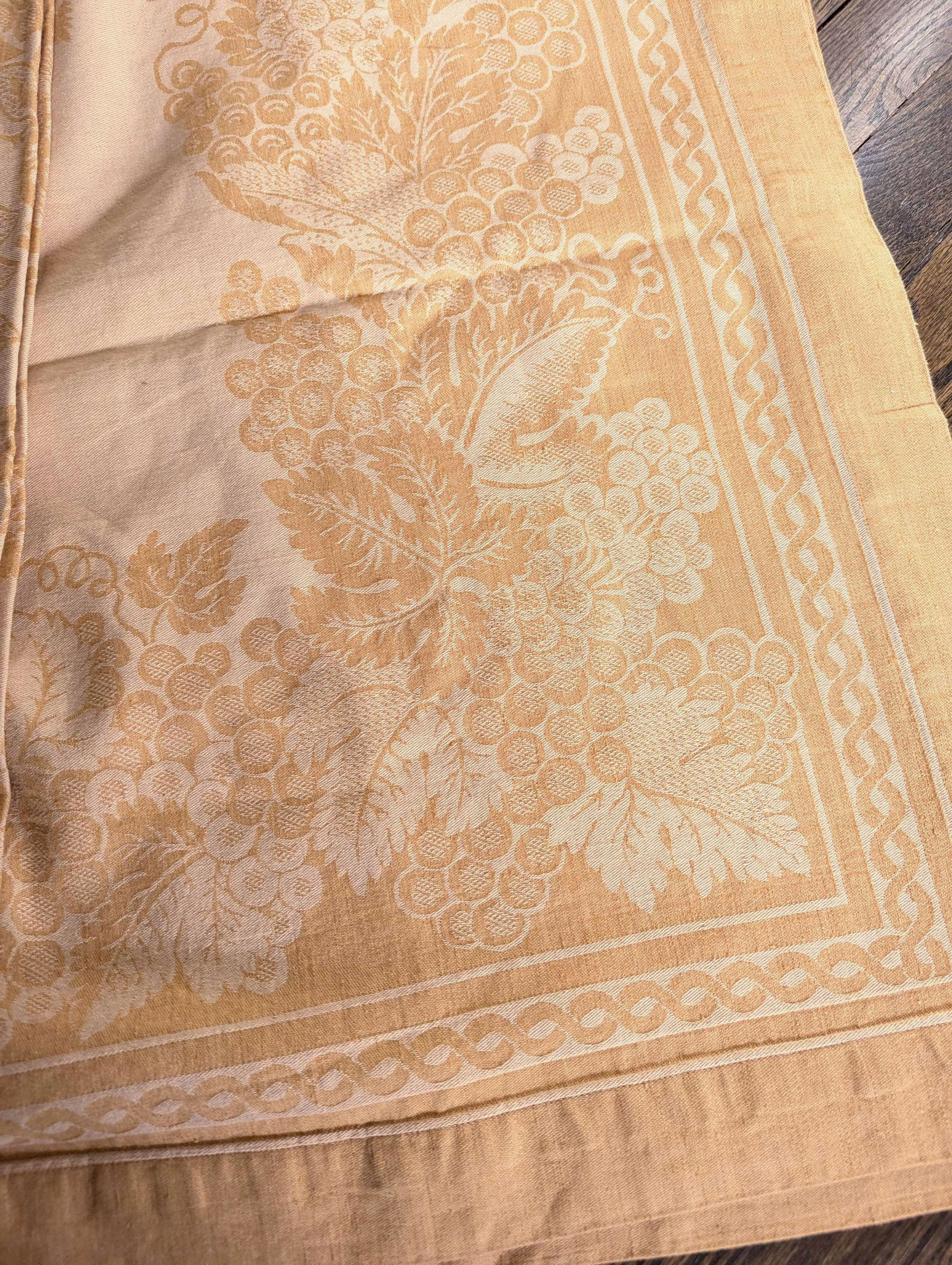 Rare Williams Sonoma Grapes Leaves Tablecloth Italy 70x 90 Linen