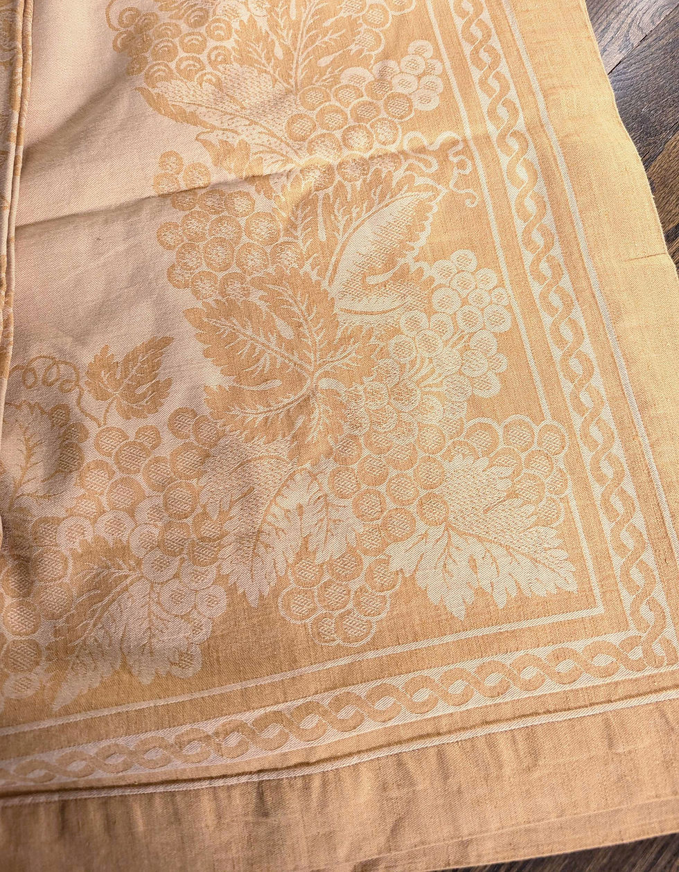 Williams Sonoma Tablecloth Rare! Grapes Leaves Made in Italy 70x90in Linen Blend