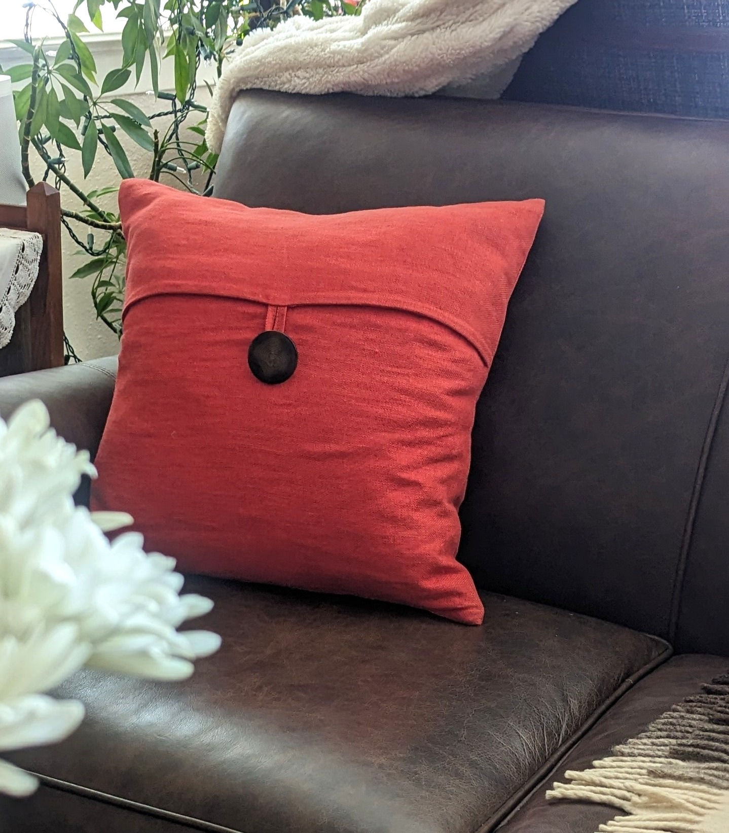 Pottery Barn Linen Red Pillow Button 18" Feather Insert