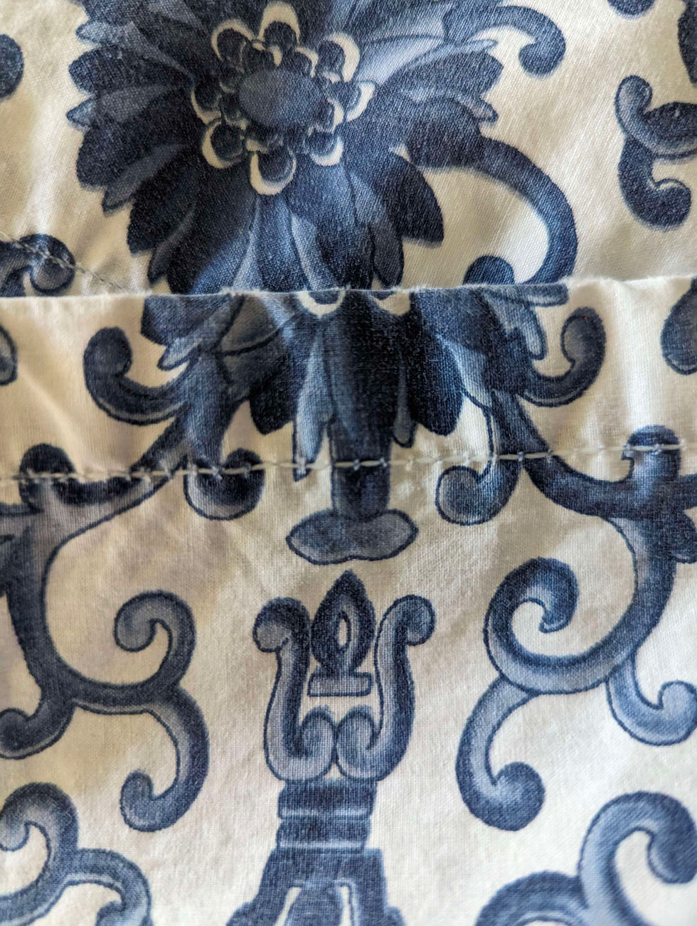 Thumbnail: Ralph Lauren Blue Porcelain Rosette Queen Flat Sheet Chinoiserie Cotton