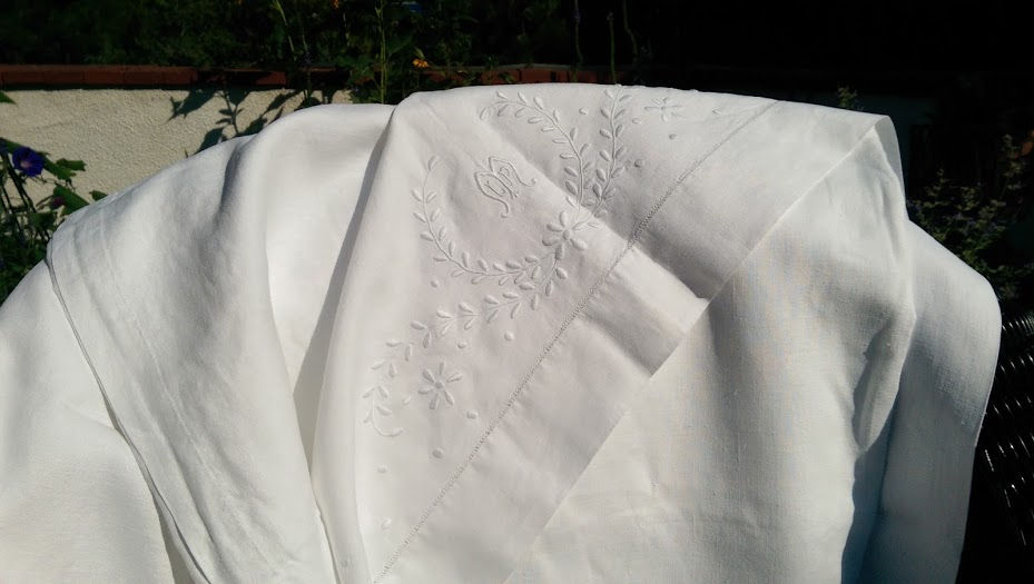 Thumbnail: Vintage Linen Sheet Full Double White Embroidery Monogram LPM Cotton