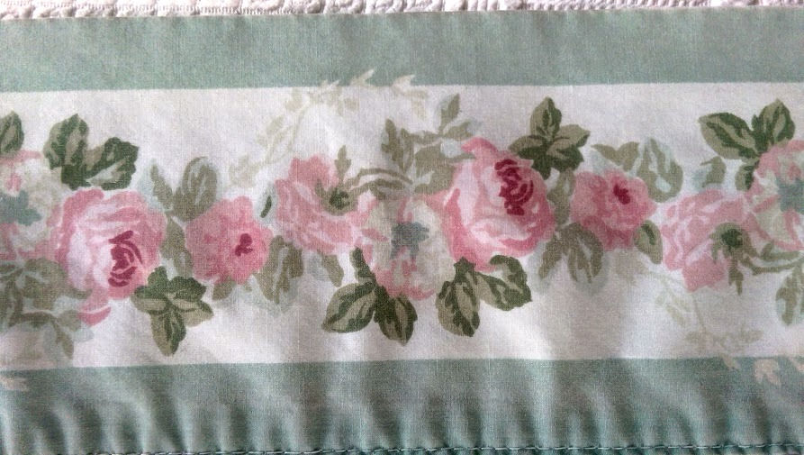 Laura Ashley Cottage Rose Standard Case Pair