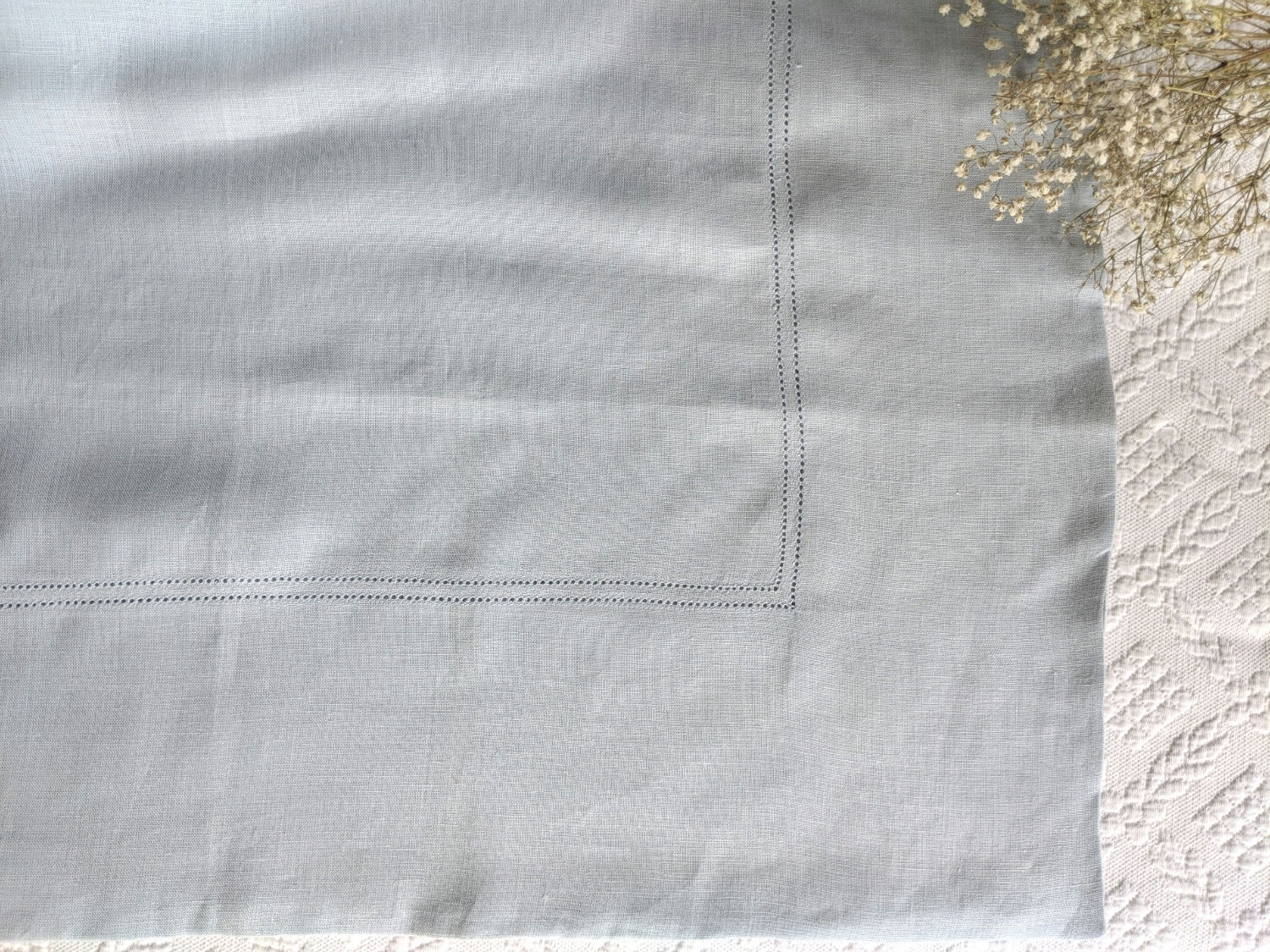 Williams Sonoma Linen Tablecloth Solid Blue Wide Hem