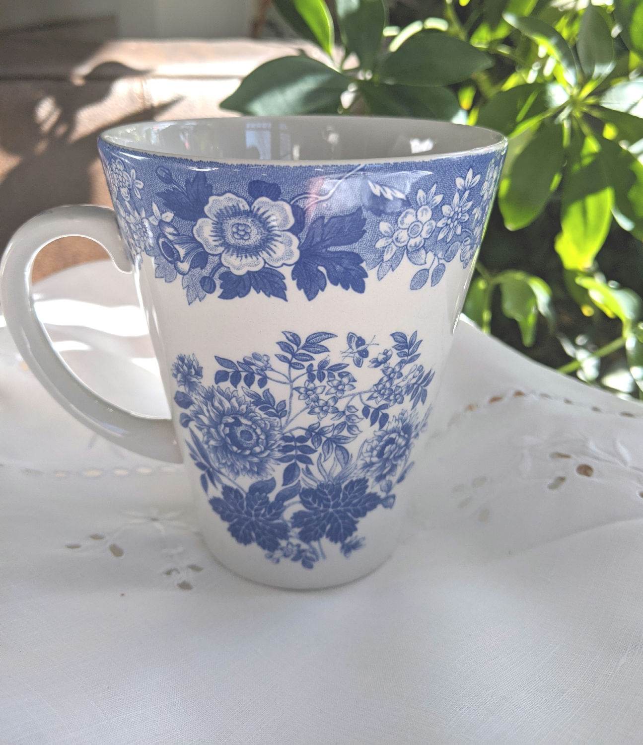 Spode Blue Room Jasmine Fine Bone China Mug 4.5"" Tapered