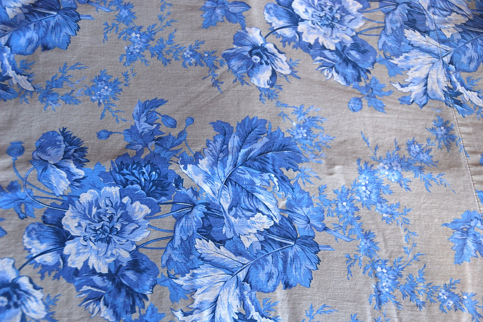 Banana Republic Queen Flat and Fitted Sheets chickadeevintage