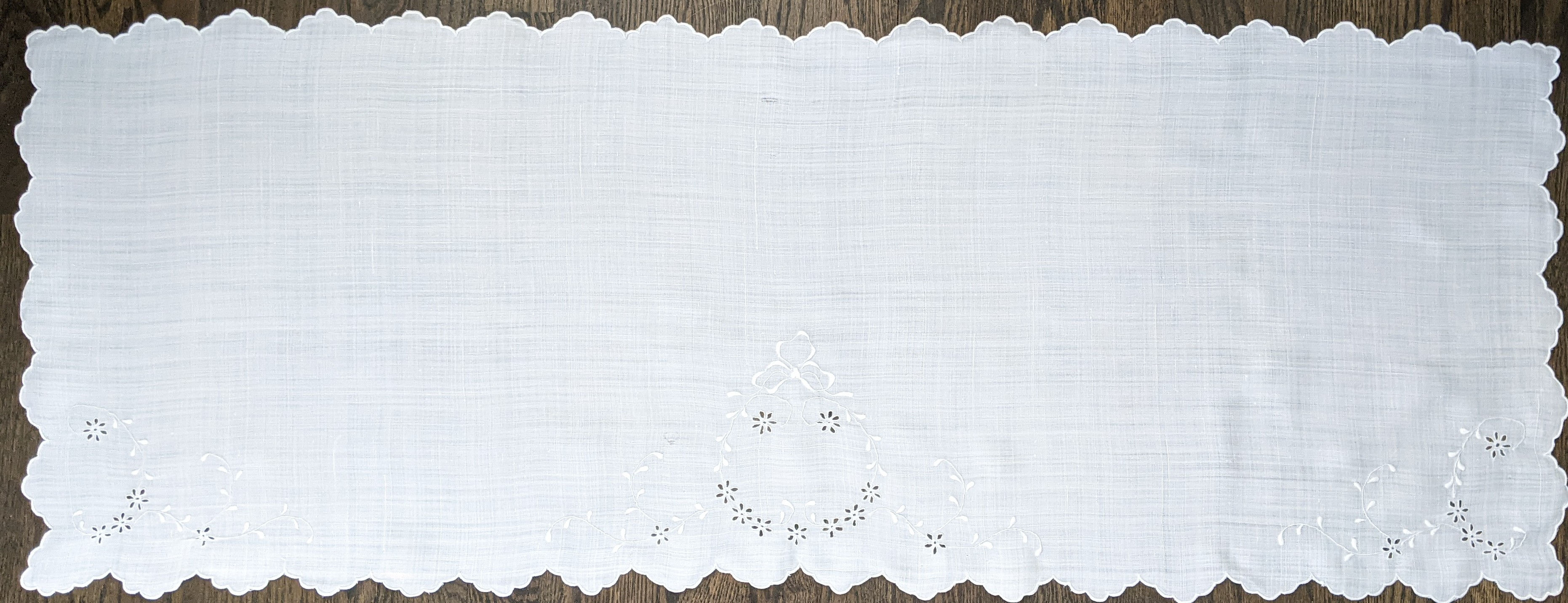 Antique White Linen Embroidered Dresser Scarf Floral 49in