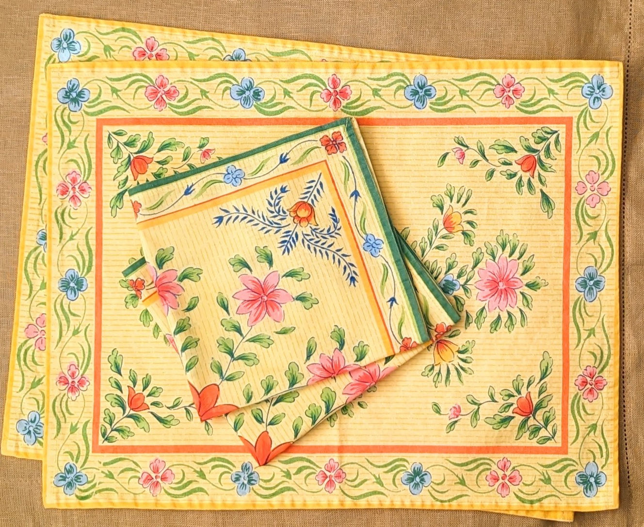 April Cornell Placemat Napkin Pair Floral Colorful!