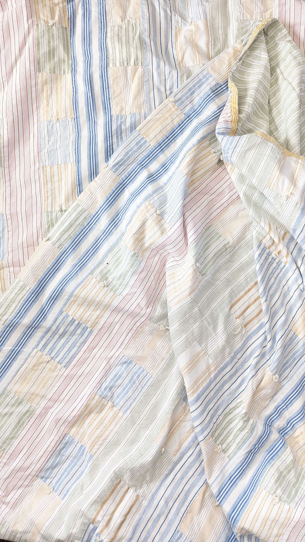 Thumbnail: Tommy Hilfiger Full Quilt PatchworkYarn Tied Yellow Green Blue Red