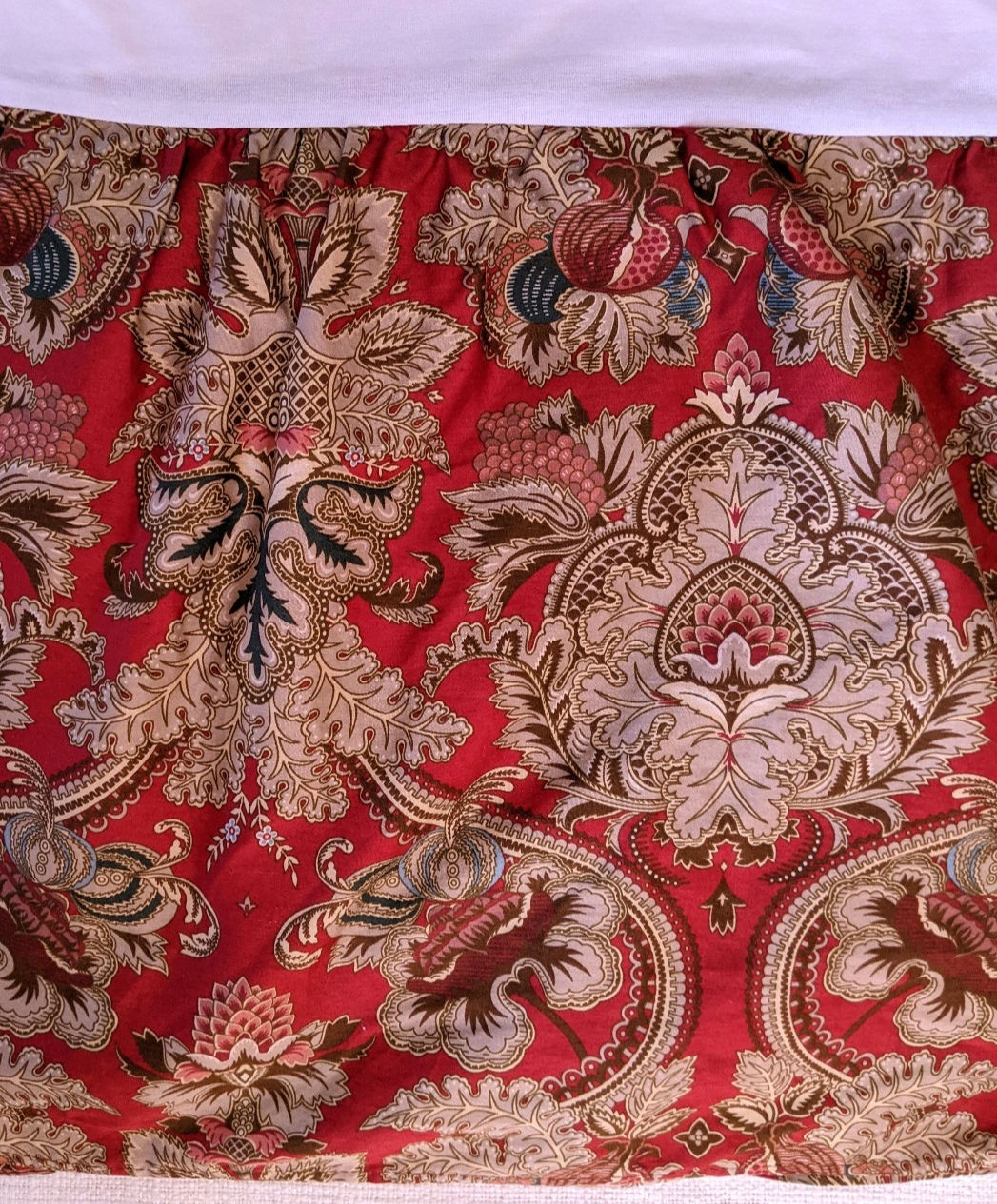 Ralph Lauren Jardiniere Rossellini Cal King Bed Skirt Red Scroll Floral