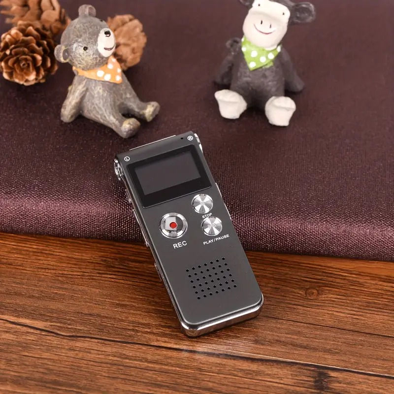Rechargeable 650HR Digital Audio Voice Recorder