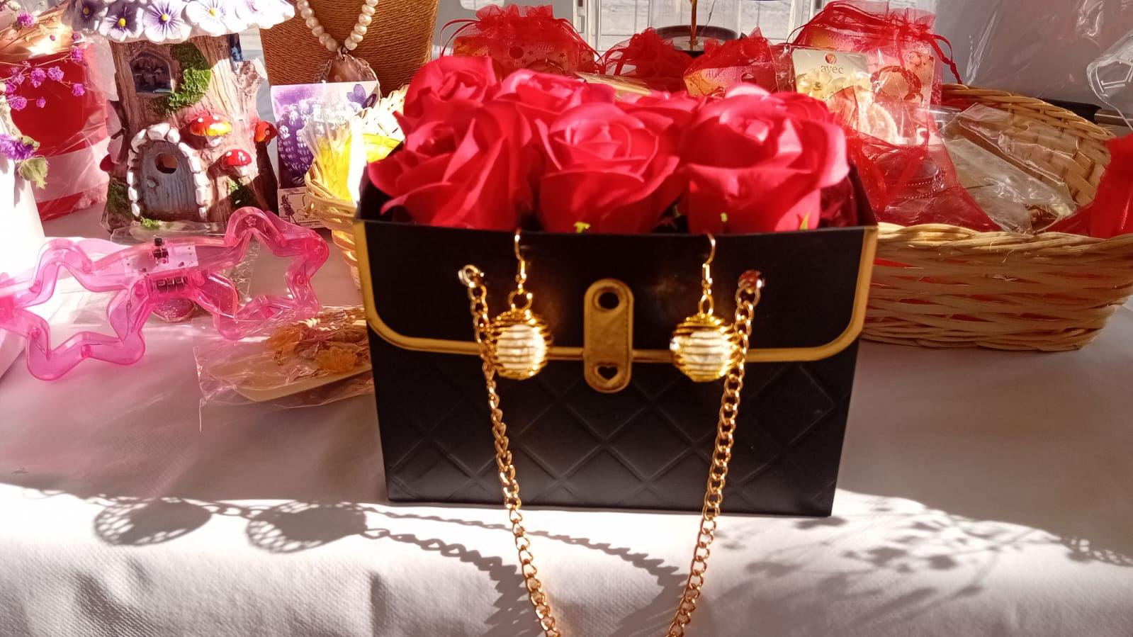 פרחים מתנות מזכרות