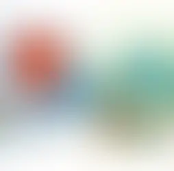 Comparación entre medicamentos para próstata y remedios naturales, con pastillas, frascos, plantas y meditación serena.