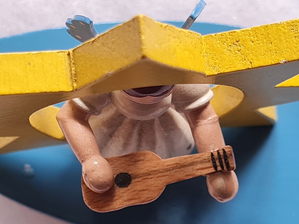 Miniaturbild: Engel mit Gitarre im Stern, Kerzenhalter, Erzgebirge