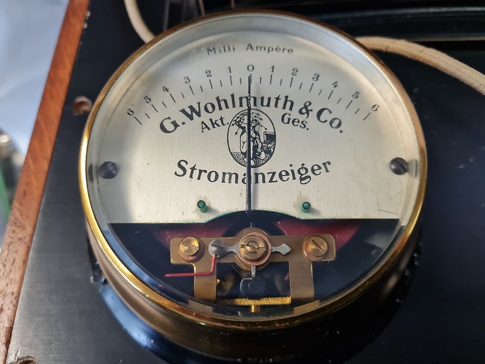 Küçük resim: original Wohlmuth Technik antik Elektrisierapparat Medizinische Geräte um 1920