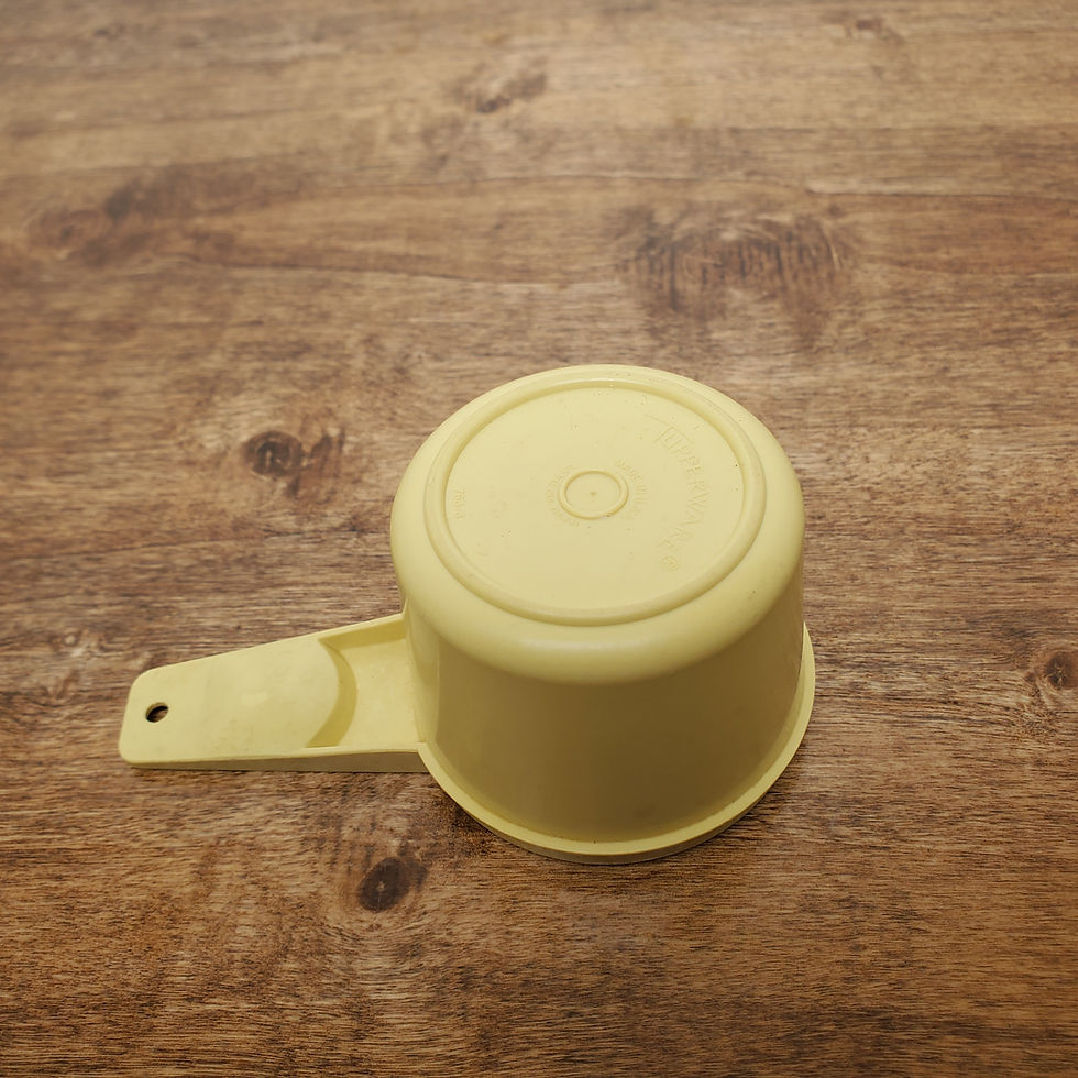 Thumbnail: Vintage Tupperware 2/3 Cup Measuring Cup Yellow #763 Retro Kitchen Cute