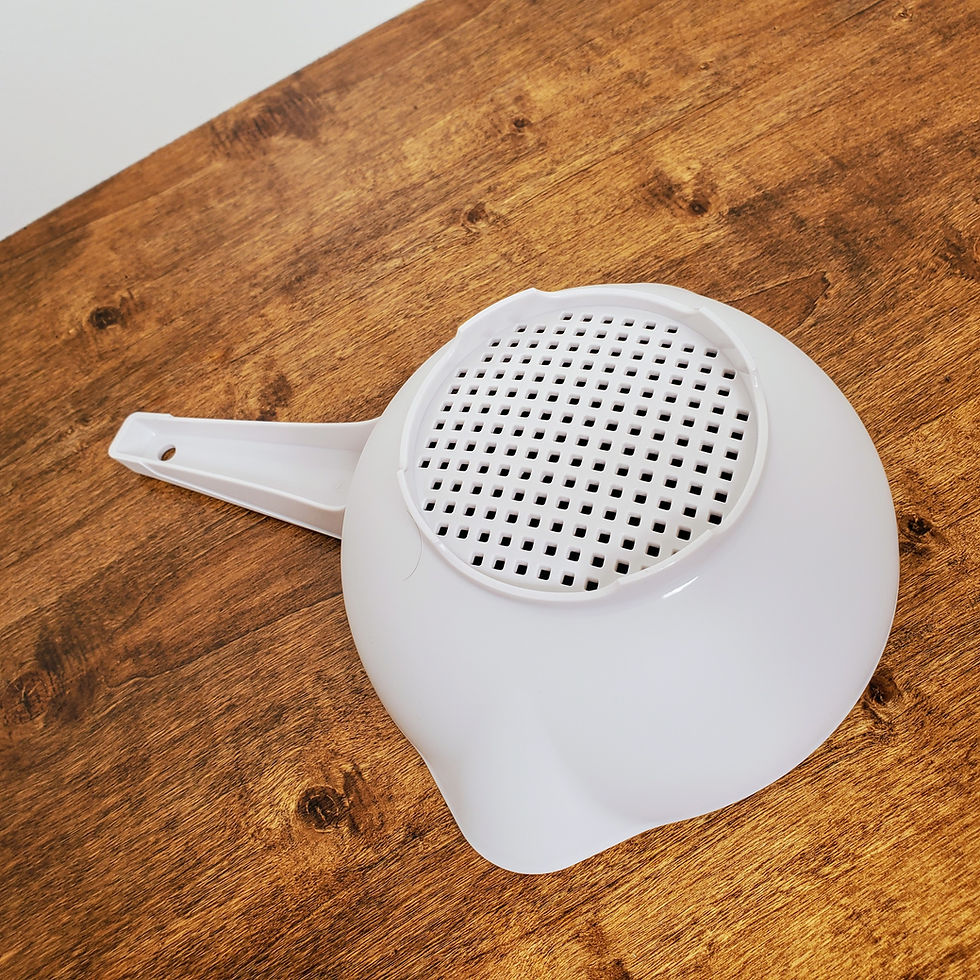 Thumbnail: Tupperware Small Strainer Colander with Handle White 1 Quart